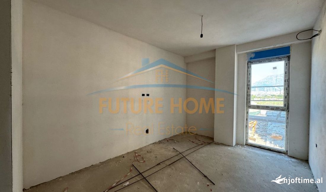 Shtepi ne shitje Apartament ne Tirane, 2+1, Mobilimi Bosh, pa mobiluar, Pagesa 199,000  Euro.