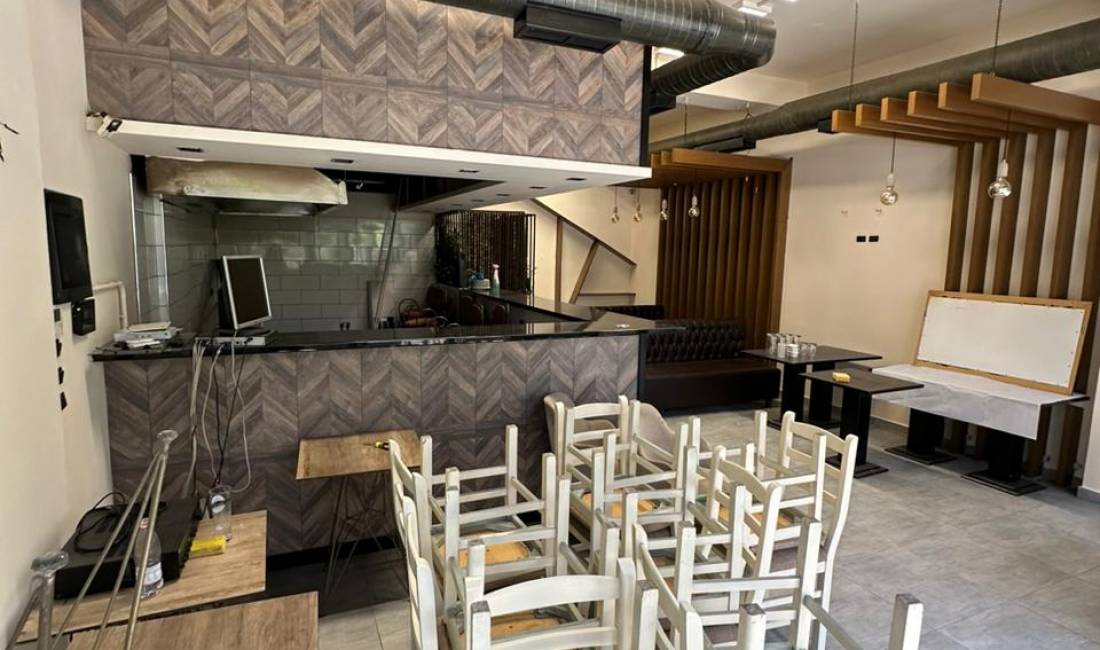 Ambjent me qera Biznes 