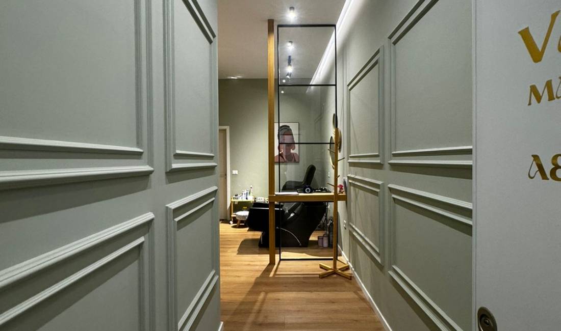 Jepet me qera ambjent biznesi,Kompleksi kontakt