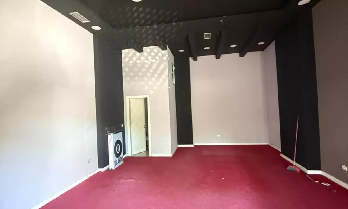 Ambjent Biznesi me qera,Don Bosko