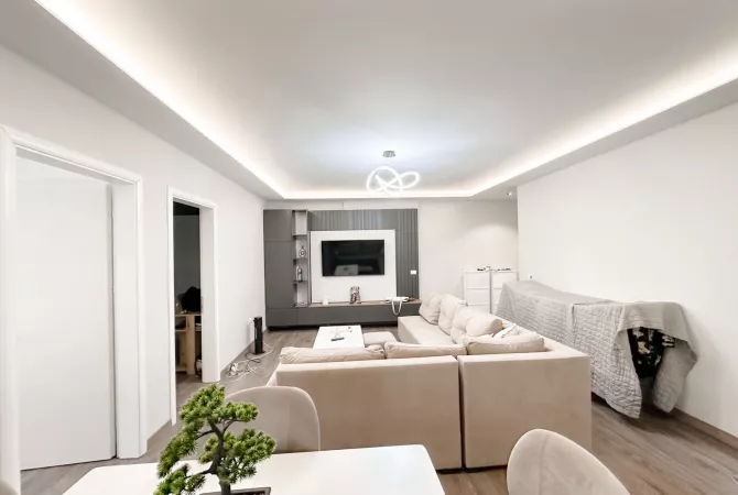 Jepet me qera 2+1,Don Bosko