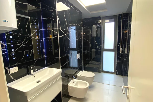 Shtepi me qera Apartament ne Tirane, 2+1, Mobilimi E mobiluar, Pagesa 800  Euro.