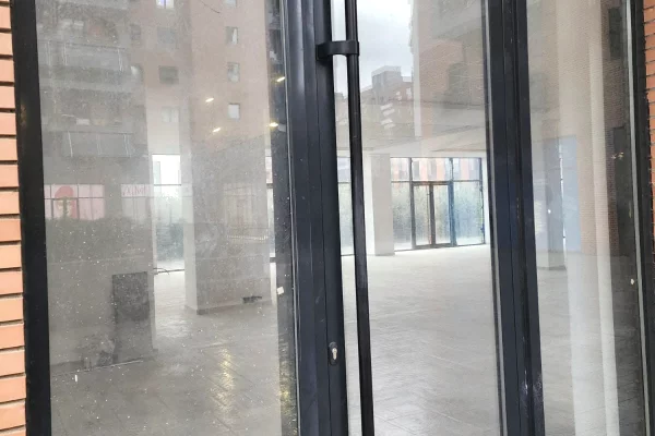 Jepet me qera ambjent biznesi ne Kamez