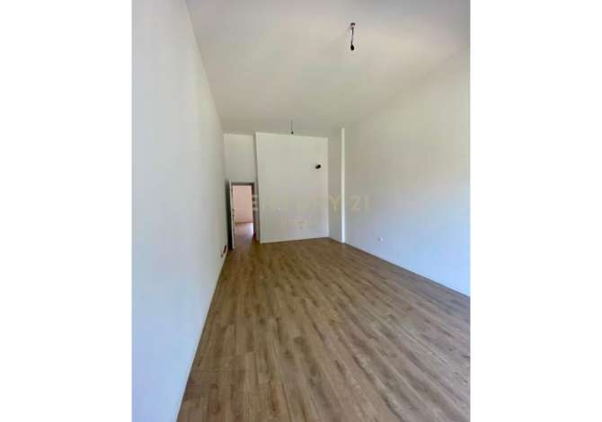 Apartament 2+1+2 me Qira per zyra ne Kompleksi Arlis Farmacia 10!;;;;;;;