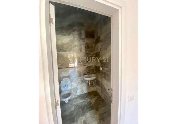 Apartament 2+1+2 me Qira per zyra ne Kompleksi Arlis Farmacia 10!;;;;;;;