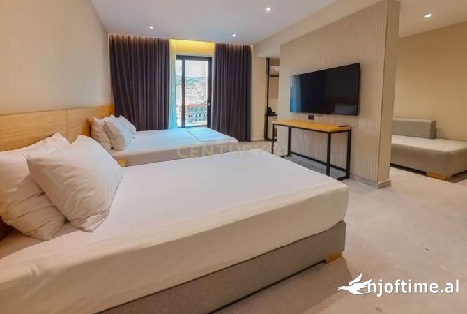 SARANDE, SHESIM HOTEL NE QENDER 2,500,000 Euro