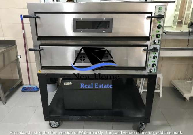 Tirane, shitet ambjent biznesi 250 m2  (Rruga Rrapo Hekali)