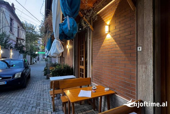 Business Property in Sale 2+1 in Tirana - 495,000 Euro