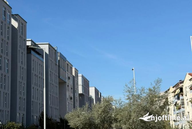 Shtepi ne shitje Apartament ne Tirane, 1+1, Mobilimi Bosh, pa mobiluar, Pagesa 165,000  Euro.