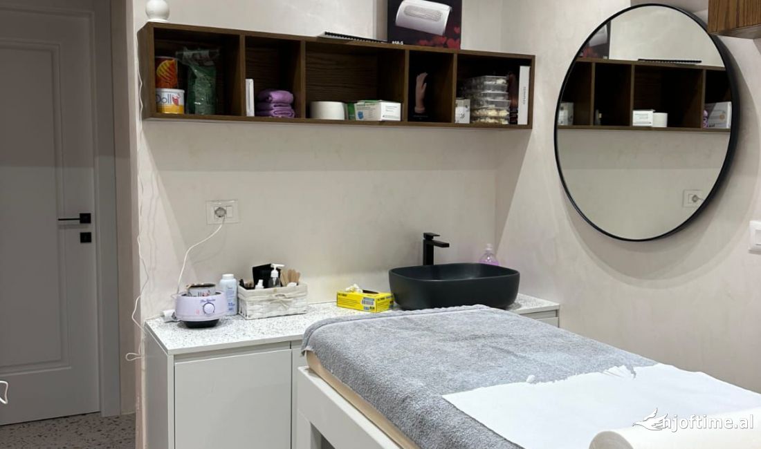 Jepet me qira Dyqan tek Insituti Harry Fultz!