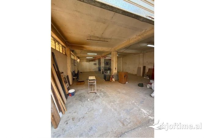 MAGAZINE ME QIRA NE FRESK!