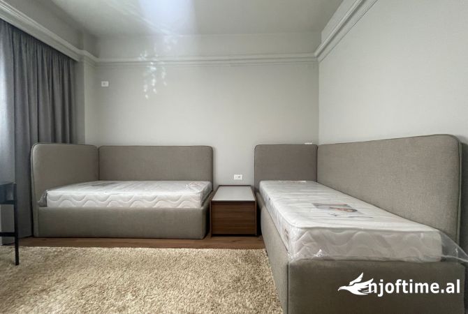 Shtepi me qera Apartament ne Tirane, 2+1, Mobilimi E mobiluar, Pagesa 500  Euro.
