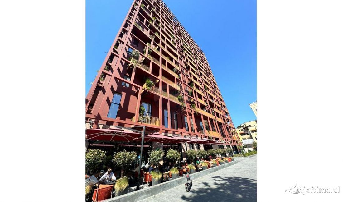 QIRA AMBIENT PER ZYRA RRUGA E KAVAJES!