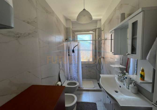 Shitet Qender Estetike, Astir, Unaza e Re