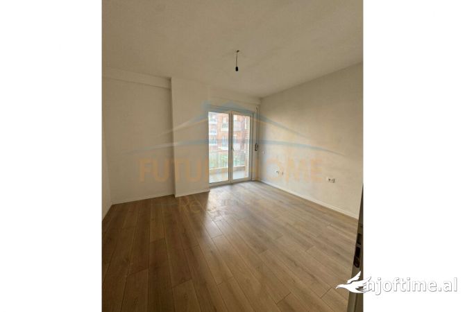 !! Mundesi zgjedhje ne kate!! Apartament 2+1+2 me qera per Zyra, Sima Com, Astir