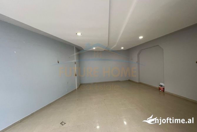 Astir, Ambient Biznesi me Qera