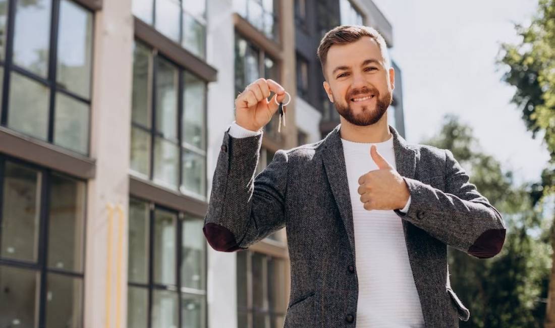 Job Offers in Tirana, Profession Agjent/e imobilar , With experience, Payment 50,000  Leke.