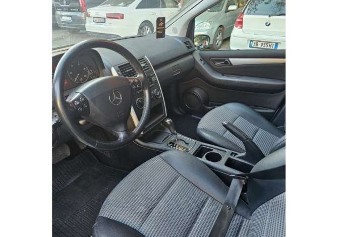 Noleggio Auto a Tirana - 30 Euro