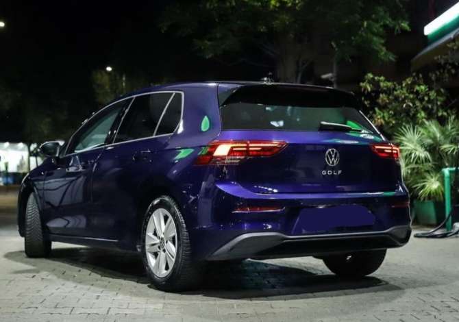 Jepet me qera Volkswagen Golf 8 duke filluar nga 70 euro dita