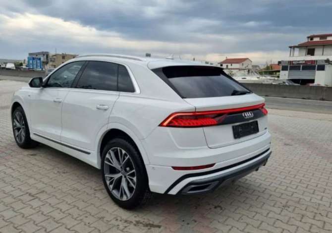 Makine me qera ne Rinas Tirane - Audi Q8 duke filluar nga 230 euro dita