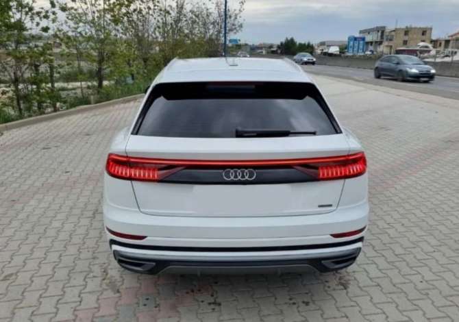 Makine me qera ne Rinas Tirane - Audi Q8 duke filluar nga 230 euro dita