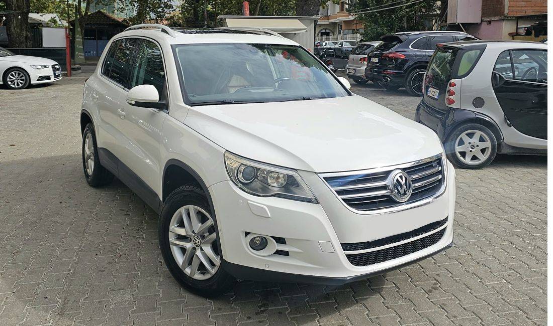 Jepet me qera Makina Volkswagen Tiguan duke filluar nga 40 euro ne dite