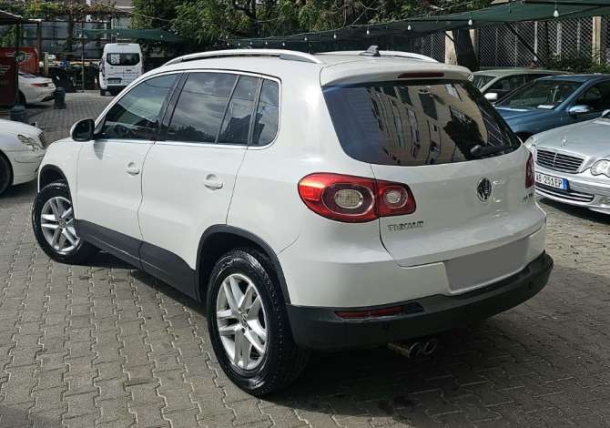 Noleggio Auto a Tirana - 40 Euro