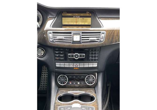 Auto in Vendita a Tirana, Mercedes-Benz, 2012 Benzine,Kambio Automatik Pagamento 17,777  Euro.