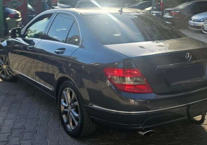 Noleggio Auto a Tirana - 35 Euro