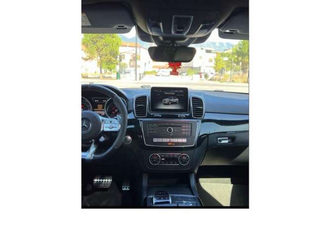 Jepet me qera Benz GLE look AMG duke filluar nga 240 euro ne dite