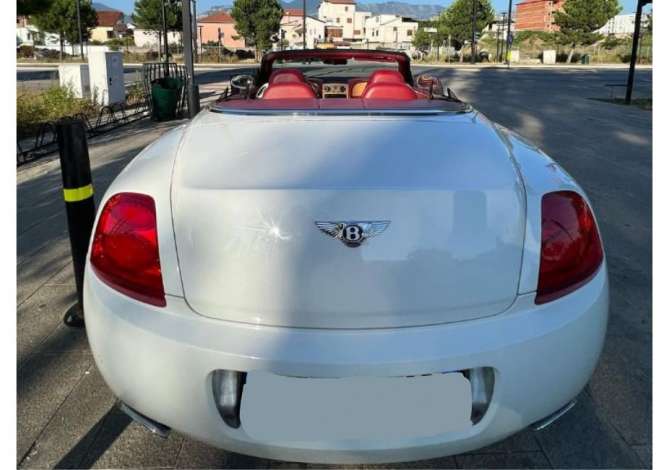 Jepet me qera Bentley W12 duke filluar nga 400 euro dita