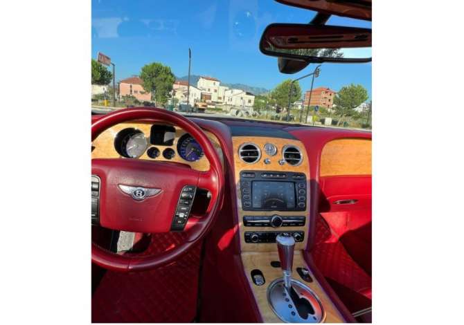 Jepet me qera Bentley W12 duke filluar nga 400 euro dita