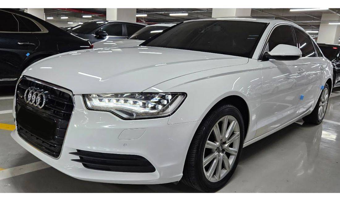 Makina me qera Audi A6 duke filluar nga 55 euro dita Sherbim , Airoport 