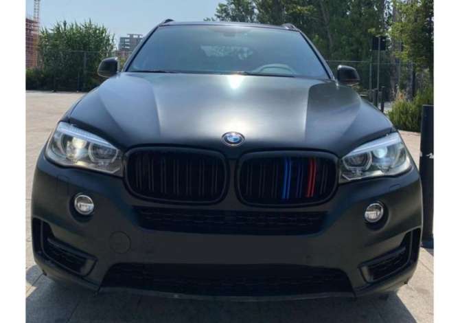 Jepet me qera Bmw X5 duke filluar nga 140 euro dita