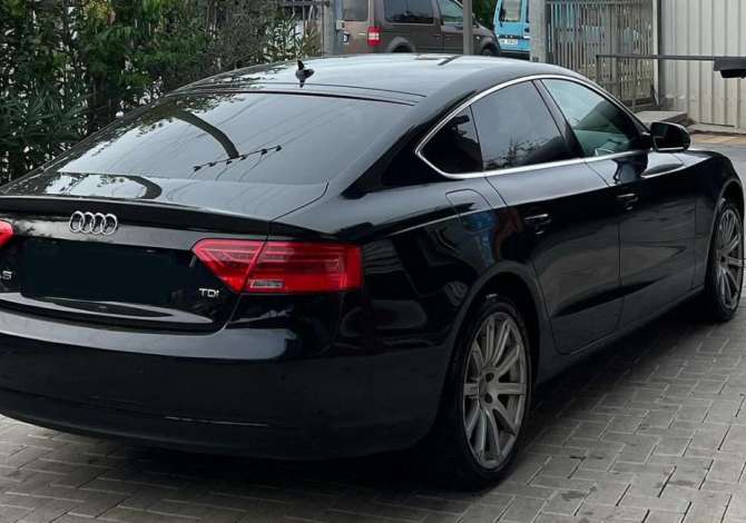 Jepet me qera  Audi A5 duke filluar nga 55 euro dita