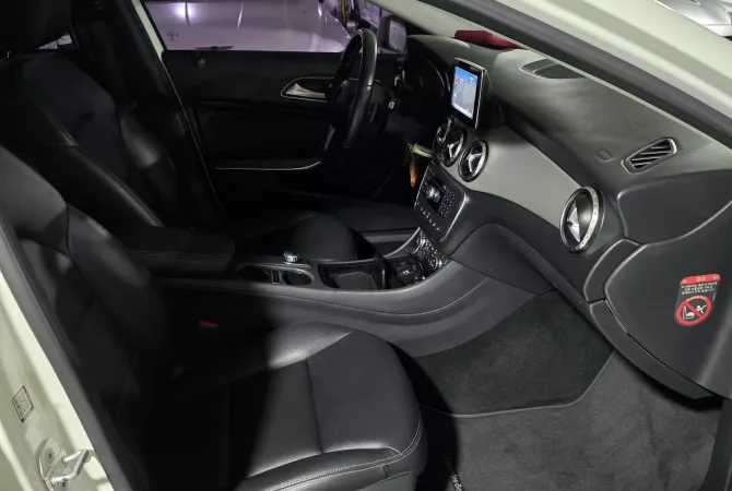 Auto in Vendita a Tirana, Mercedes-Benz, 2015 Diesel,Kambio Automatik Pagamento 15,000  Euro.