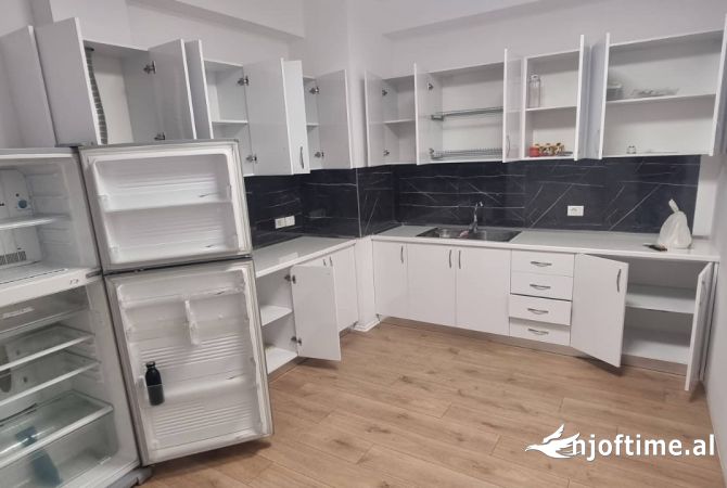 JEPET ME QIRA 2+1+2 bosh per zyre 1400Euro neto 