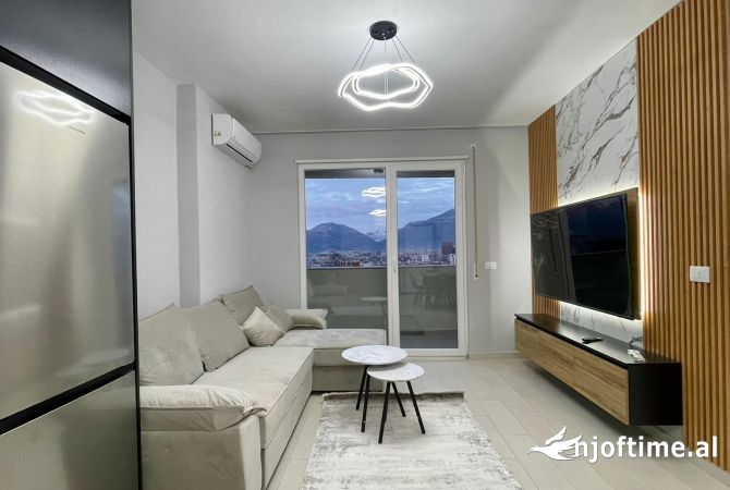 Jepet me qira 1+1 KOMPLEKSI GOLDEN PARK 500€