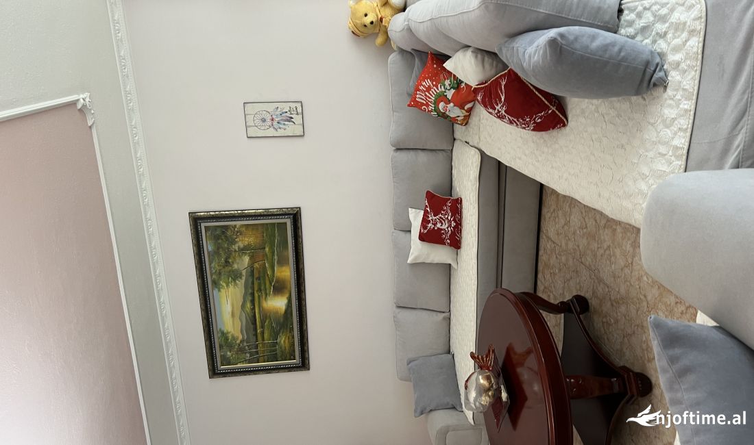 Shtepi me qera Apartament ne Tirane, 2+1, Mobilimi E mobiluar, Pagesa 600  Euro.