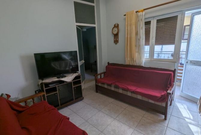 Shtepi me qera Apartament ne Tirane, 1+1, Mobilimi E mobiluar, Pagesa 45,000  Leke.