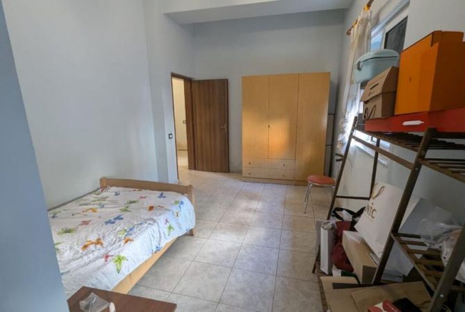Shtepi me qera Apartament ne Tirane, 1+1, Mobilimi E mobiluar, Pagesa 45,000  Leke.