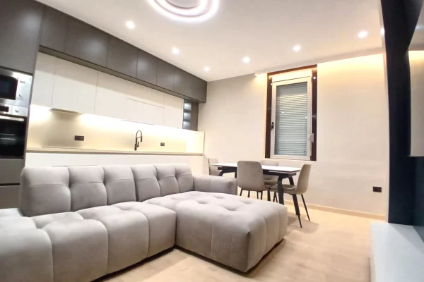 Jepet me qira 3+1+2 RR.BILL KLINTON PRANE KODRA E DIELLIT 1200€