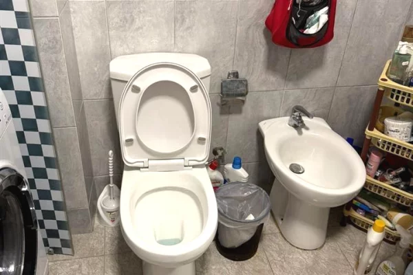 Shtepi me qera Apartament ne Tirane, 1+1, Mobilimi E mobiluar, Pagesa 45,000  Leke.