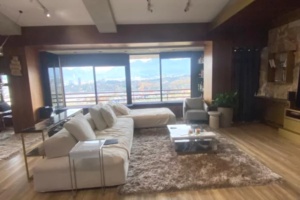 Shtepi me qera Apartament ne Tirane, 3+1, Mobilimi E mobiluar, Pagesa 1,700  Euro.