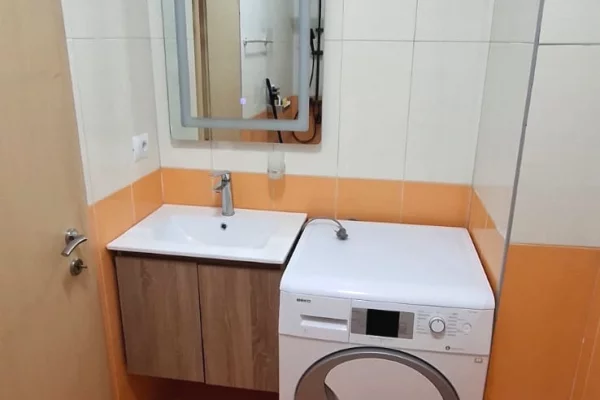 Shtepi me qera Apartament ne Tirane, 1+1, Mobilimi E mobiluar, Pagesa 500  Euro.
