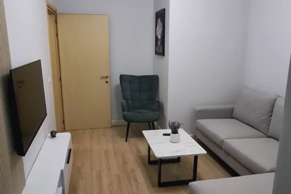 Shtepi me qera 1+1 ne Tirane - 500 Euro