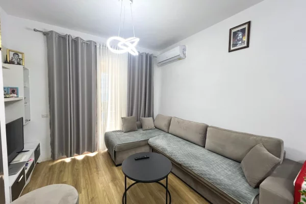 House for Rent 1+1 in Tirana - 60,000 Leke