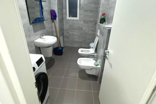 Appartamento in affitto a Tirana 1+1, Arredato