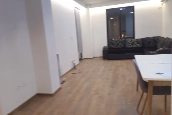 Apartment for rent in Tirana 2+1, Emty