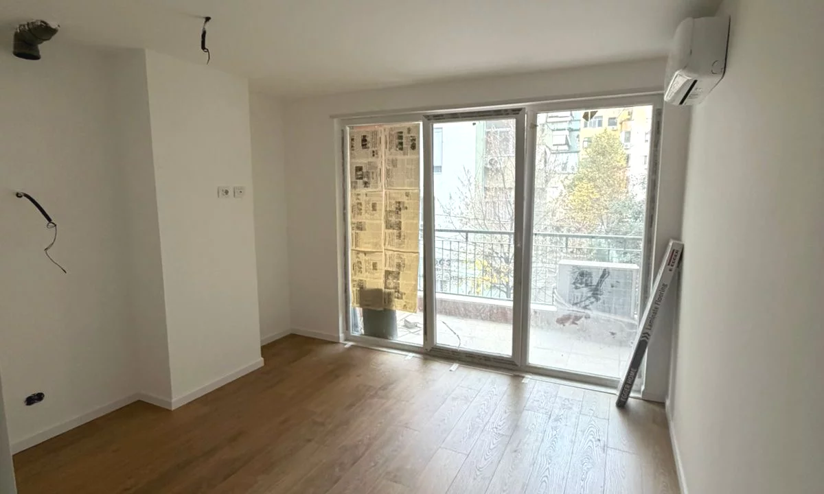 Shtepi me qera Apartament ne Tirane, 1+1, Mobilimi Bosh, pa mobiluar, Pagesa 70,000  Leke.